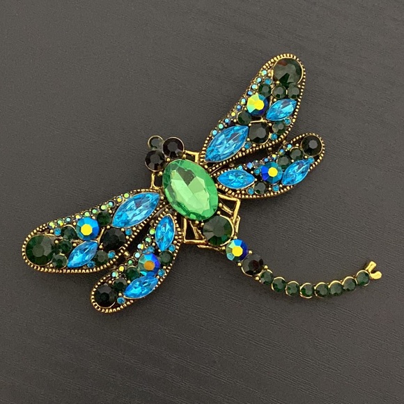 Large Dragonfly Rhinestone Brooch - Picture 3 of 11